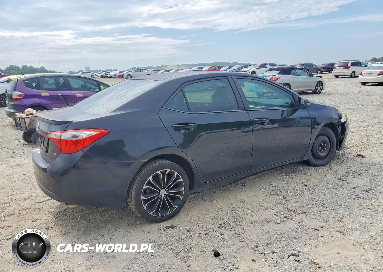 2015 Toyota Corolla S Plus VIN:2T1BURHE2FC405051 - 3