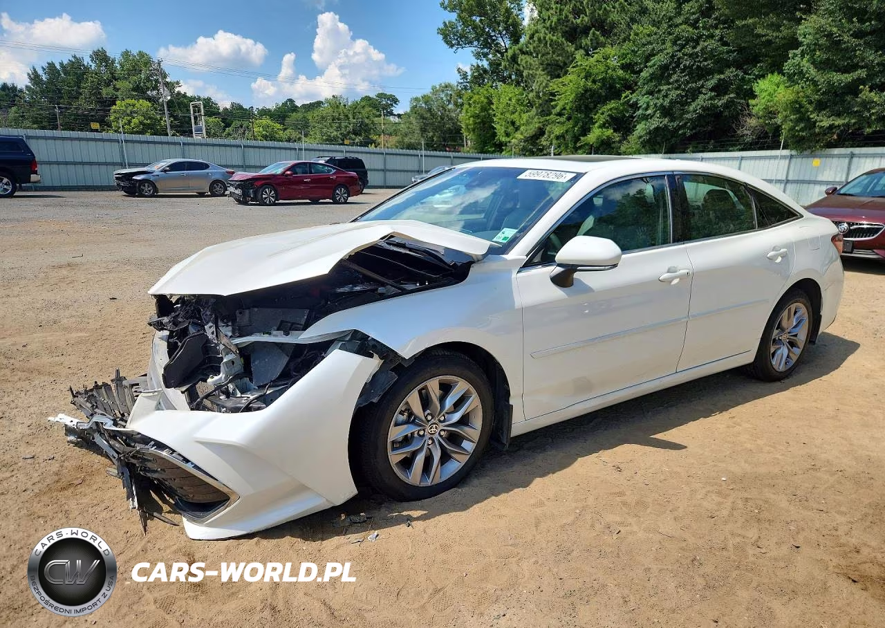 2022 Toyota Avalon Xle – zdjęcie 1 z 13