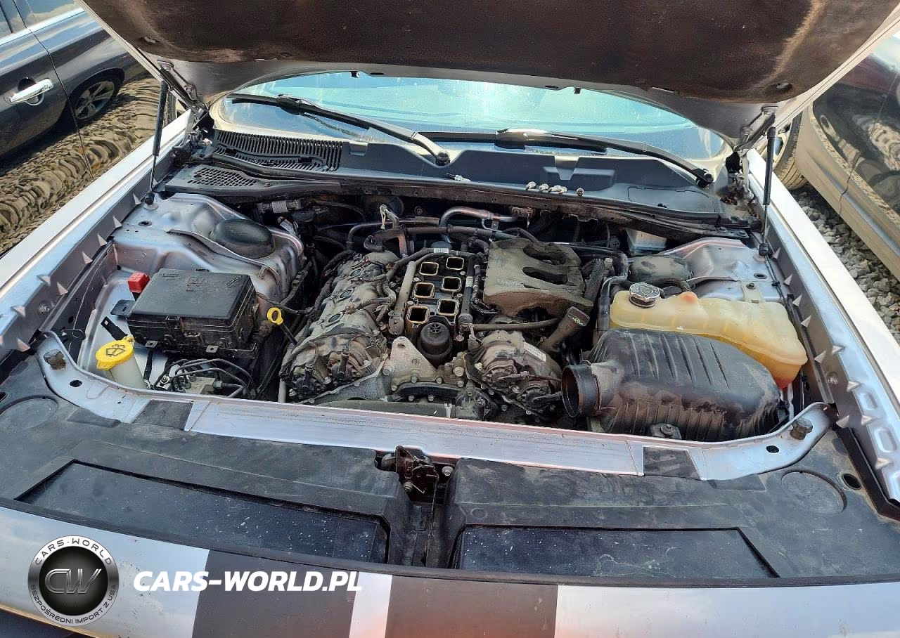 2018 Dodge Challenger Sxt VIN:2C3CDZAG7JH121790 - 11