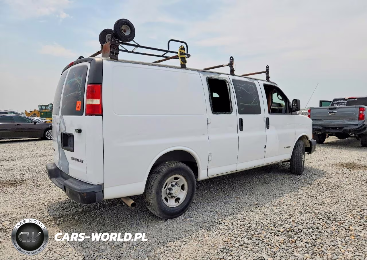 2006 Chevrolet Express G2500 VIN:1GCGG25U661125038 - 3