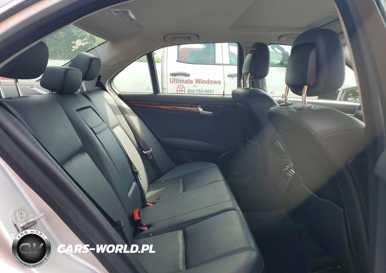 2011 Mercedes-Benz C 300 4Matic VIN:WDDGF8BB5BR145078 - 10
