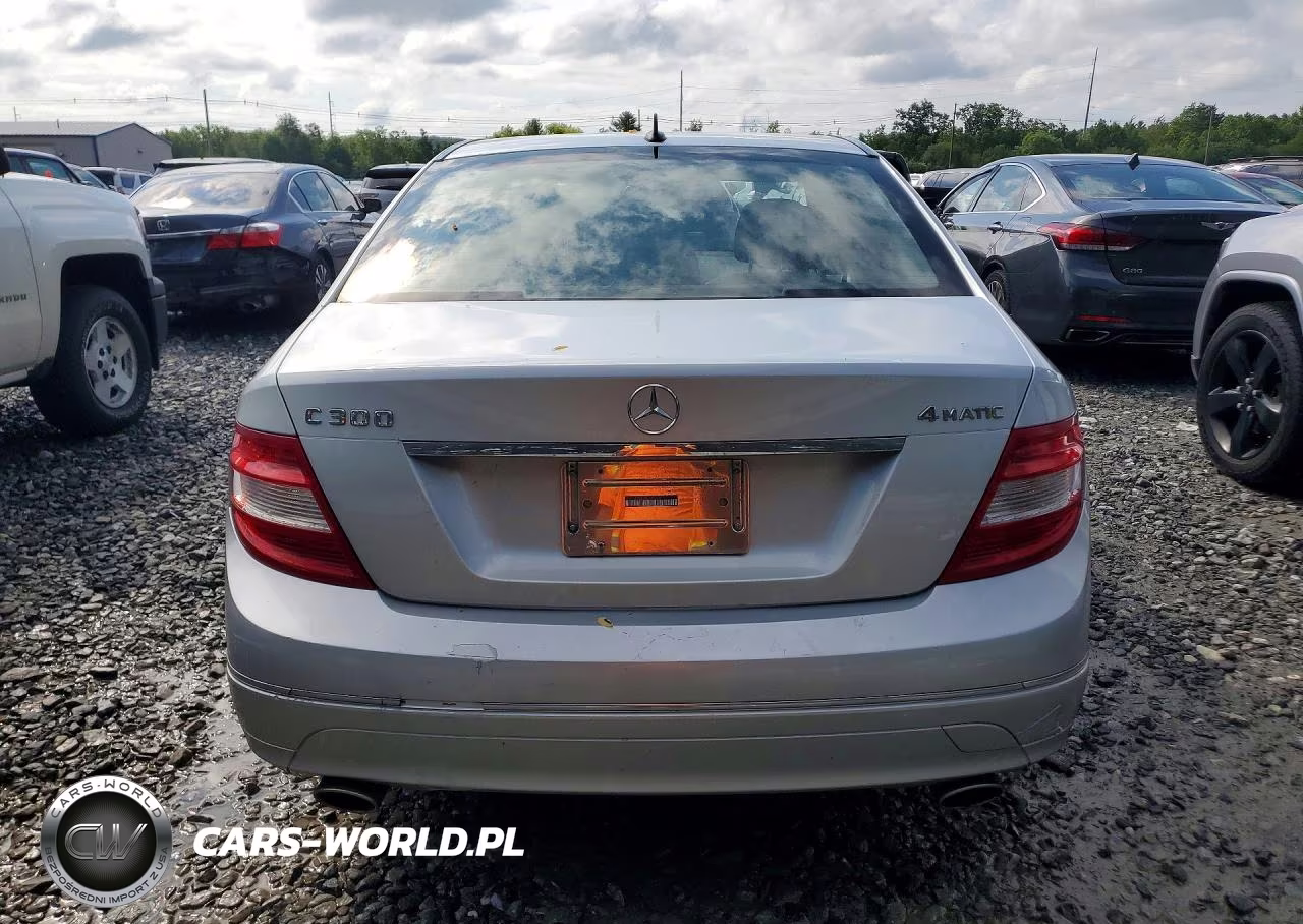 2011 Mercedes-Benz C 300 4Matic VIN:WDDGF8BB5BR145078 - 6