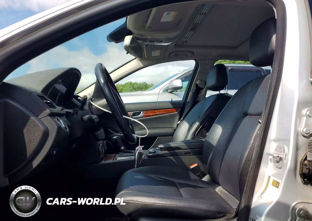 2011 Mercedes-Benz C 300 4Matic VIN:WDDGF8BB5BR145078 - 7