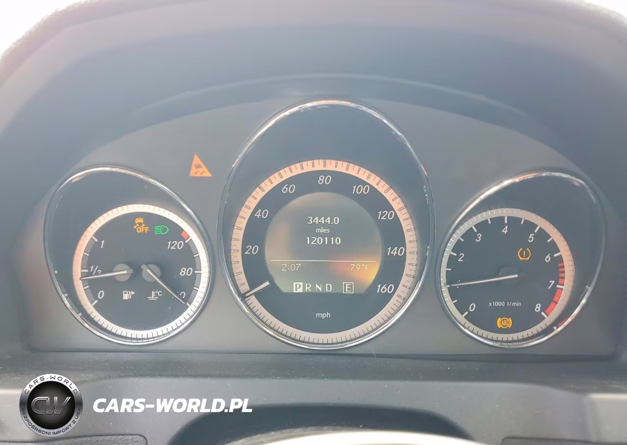 2011 Mercedes-Benz C 300 4Matic VIN:WDDGF8BB5BR145078 - 9