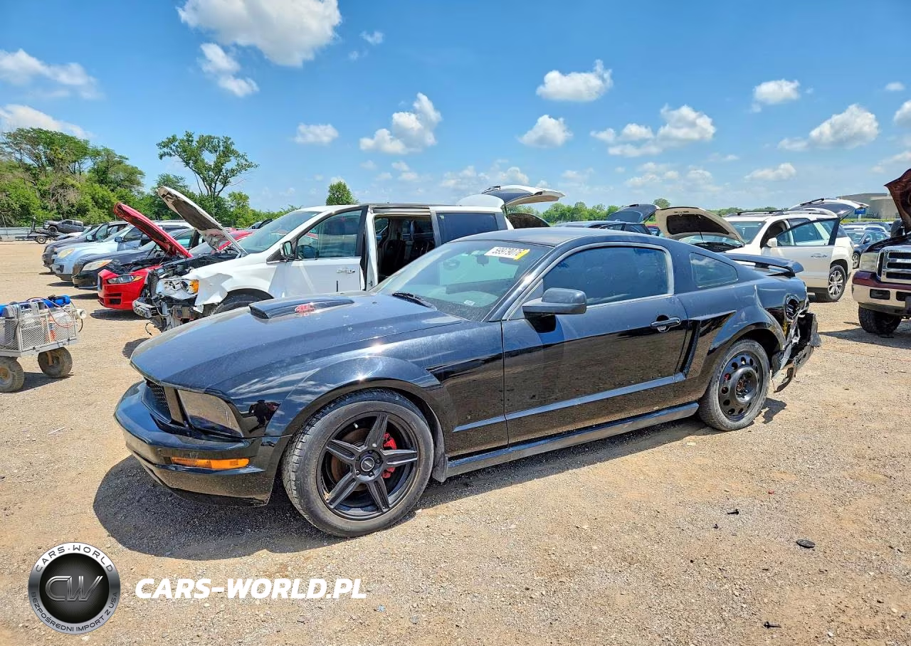 2005 Ford Mustang