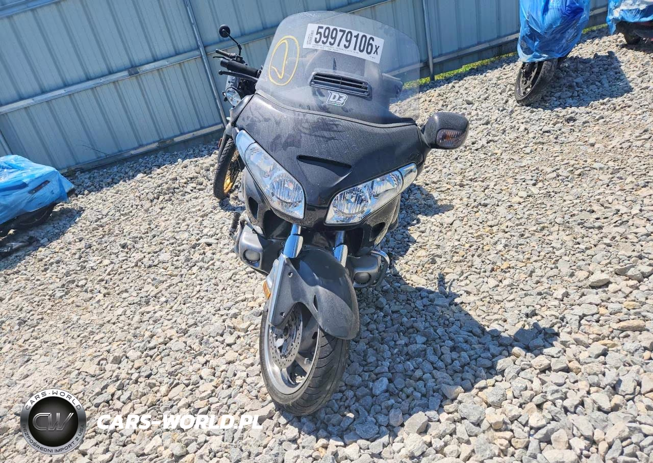 2010 Honda Gl1800 VIN:1HFSC47H2AA902797 - 2