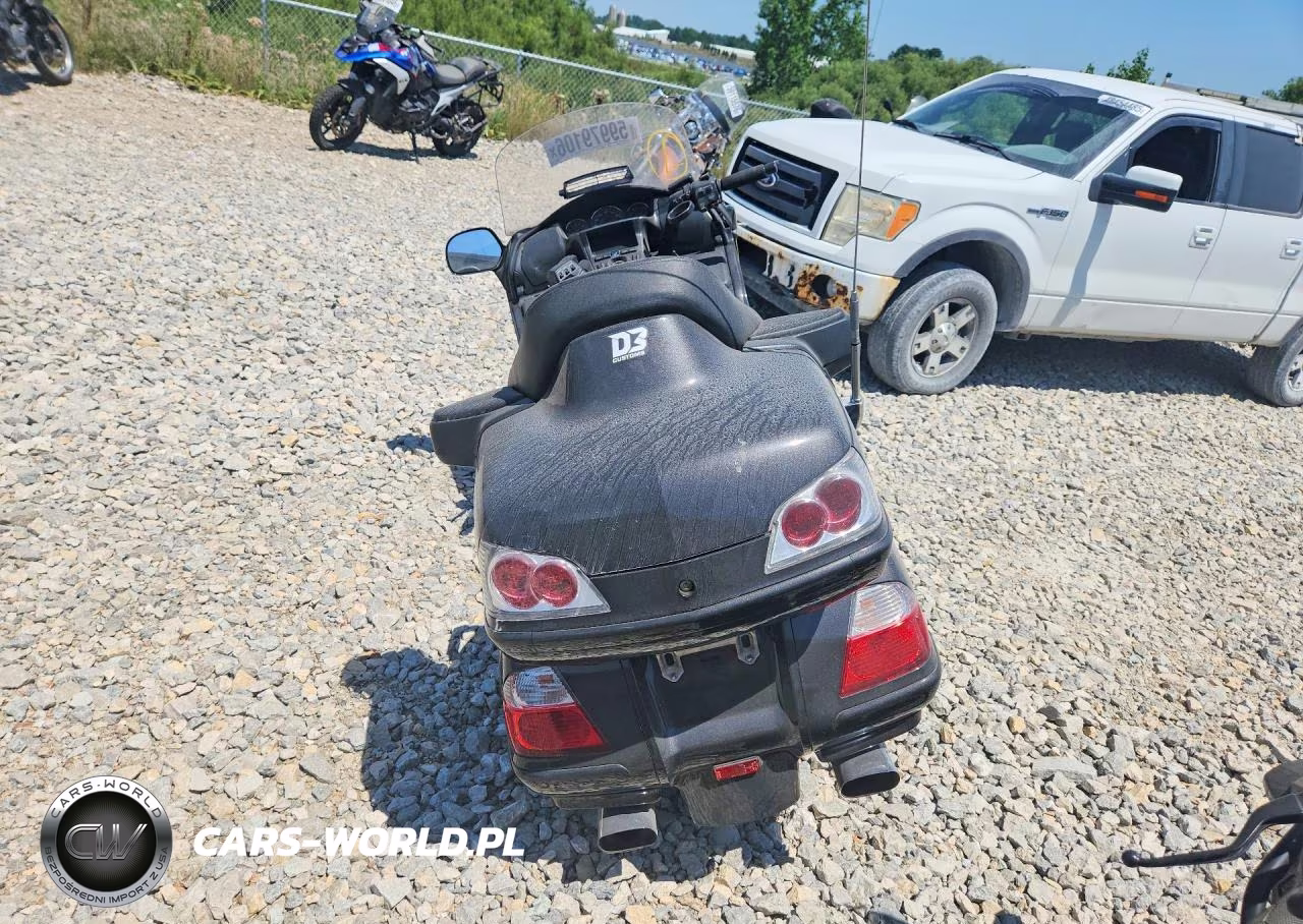 2010 Honda Gl1800 VIN:1HFSC47H2AA902797 - 4