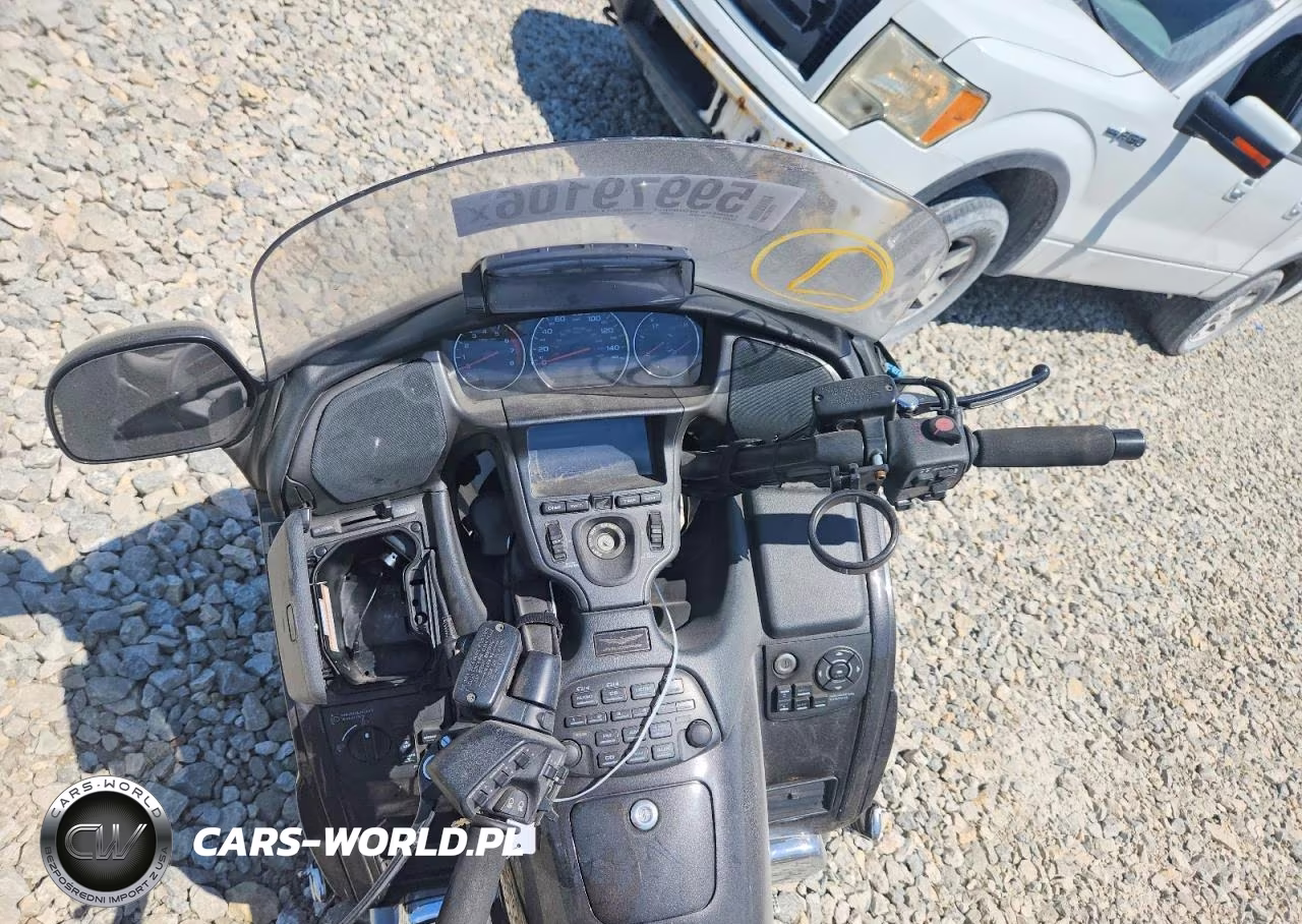 2010 Honda Gl1800 VIN:1HFSC47H2AA902797 - 9
