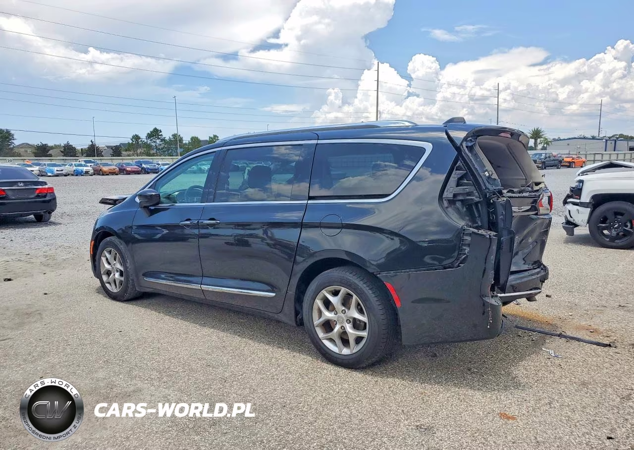 2017 Chrysler Pacifica Touring L Plus VIN:2C4RC1EG3HR537103 - 2