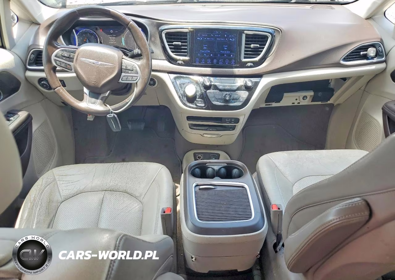 2017 Chrysler Pacifica Touring L Plus VIN:2C4RC1EG3HR537103 - 8