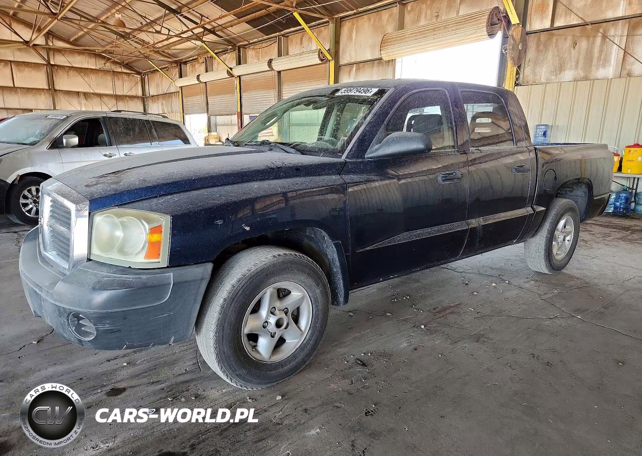 2005 Dodge Dakota Quad
