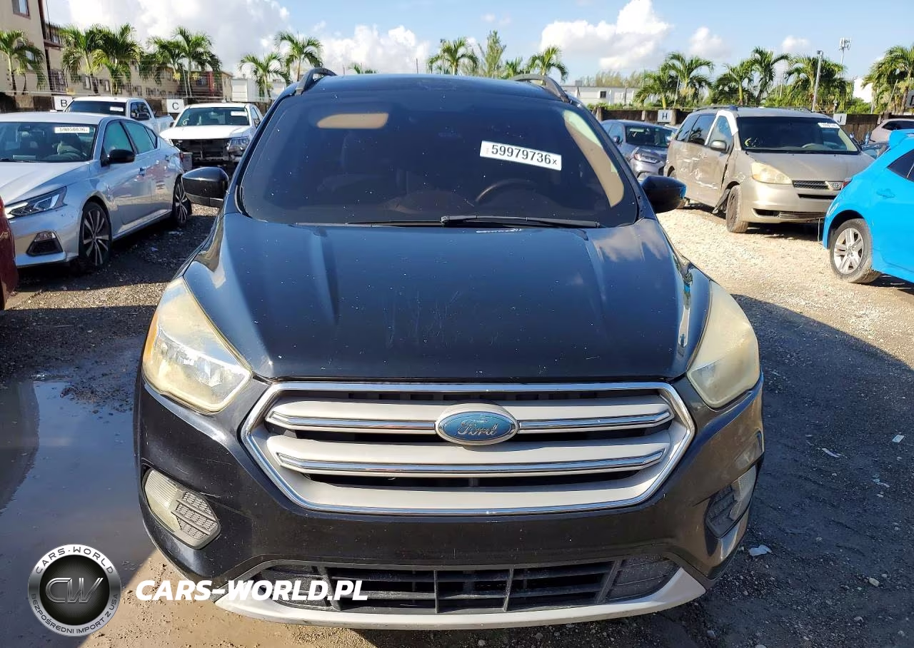 2018 Ford Escape Se VIN:1FMCU0GD5JUB28170 - 5
