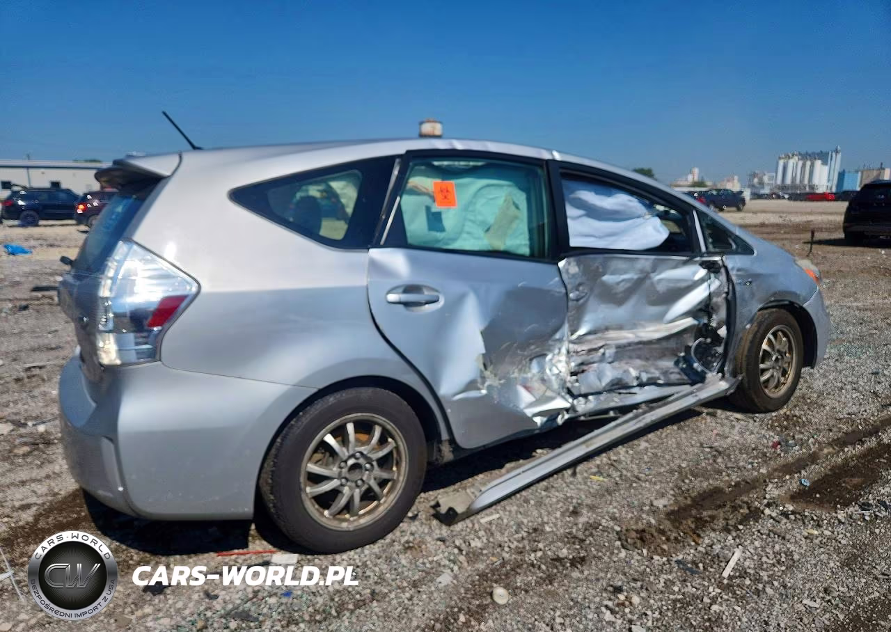 2014 Toyota Prius V Two VIN:JTDZN3EU1EJ010513 - 3