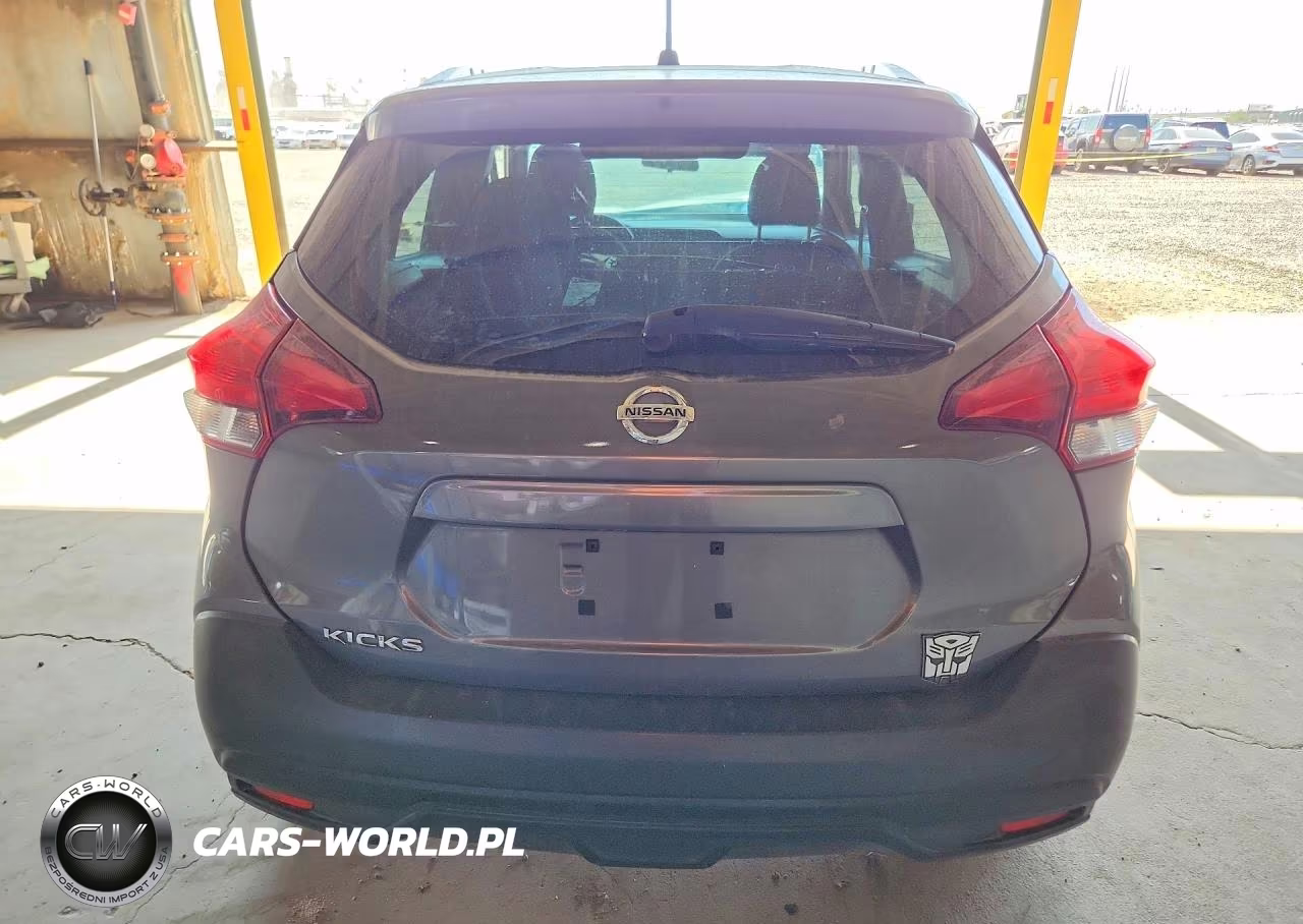 2019 Nissan Kicks S VIN:3N1CP5CU5KL498855 - 6