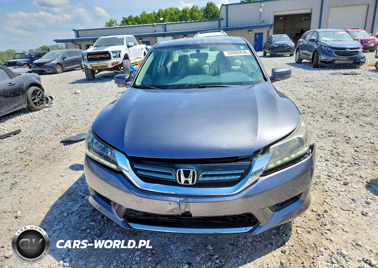 2015 Honda Accord Hybrid VIN:1HGCR6F31FA004585 - 5