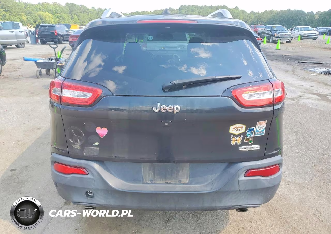 2014 Jeep Cherokee Latitude VIN:1C4PJLCS6EW265617 - 6