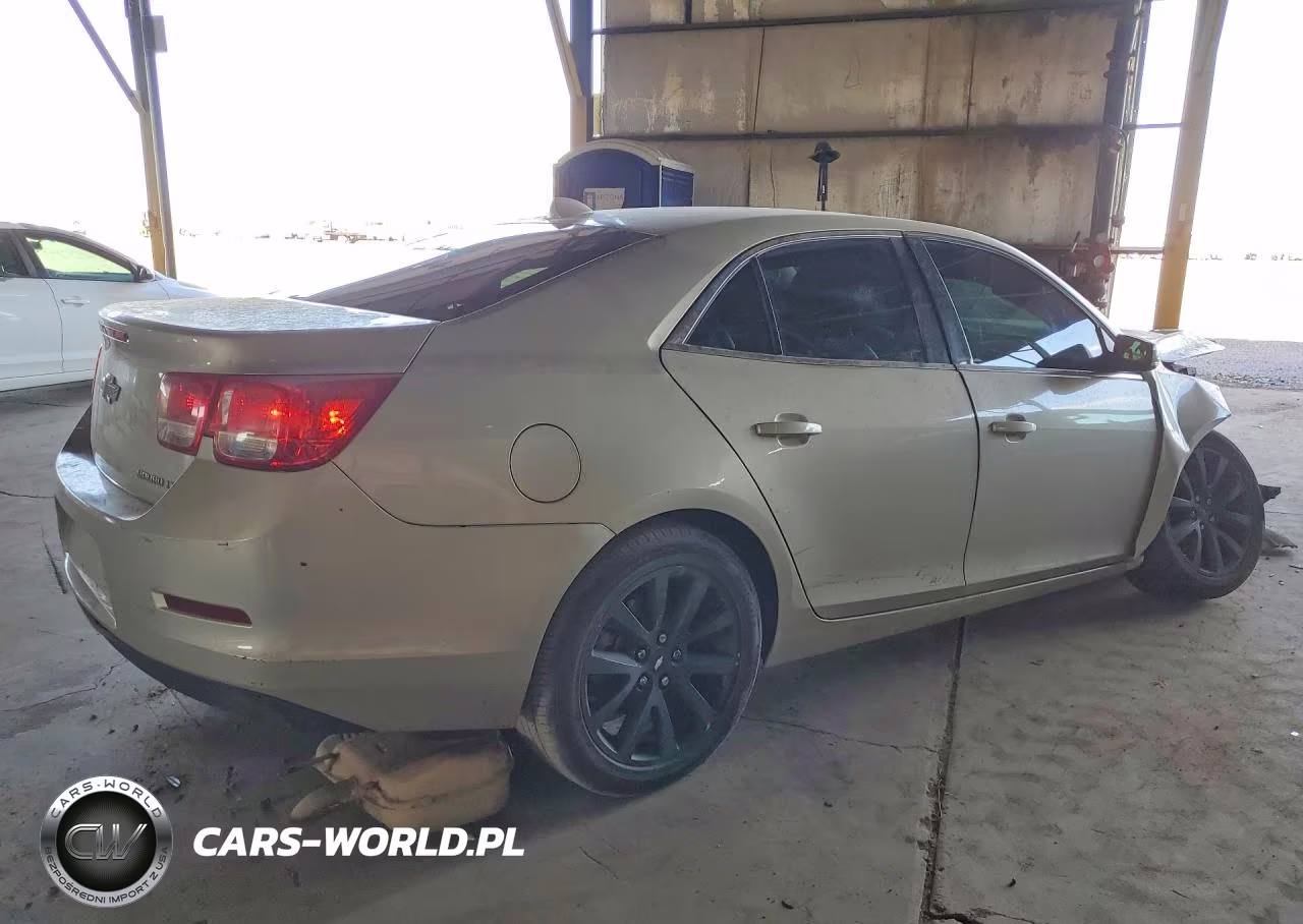 2013 Chevrolet Malibu 1Lt VIN:1G11C5SA8DF338904 - 3