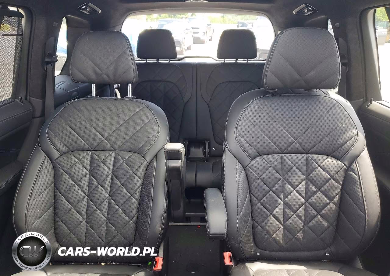 2024 BMW X7 xDrive40I VIN:5UX23EM09R9T45171 - 10