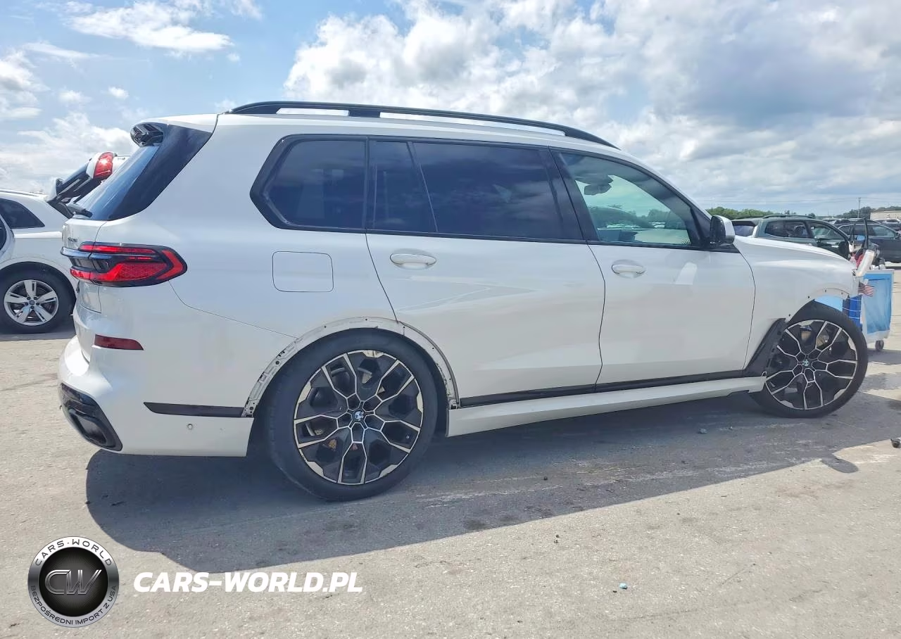 2024 BMW X7 xDrive40I VIN:5UX23EM09R9T45171 - 3