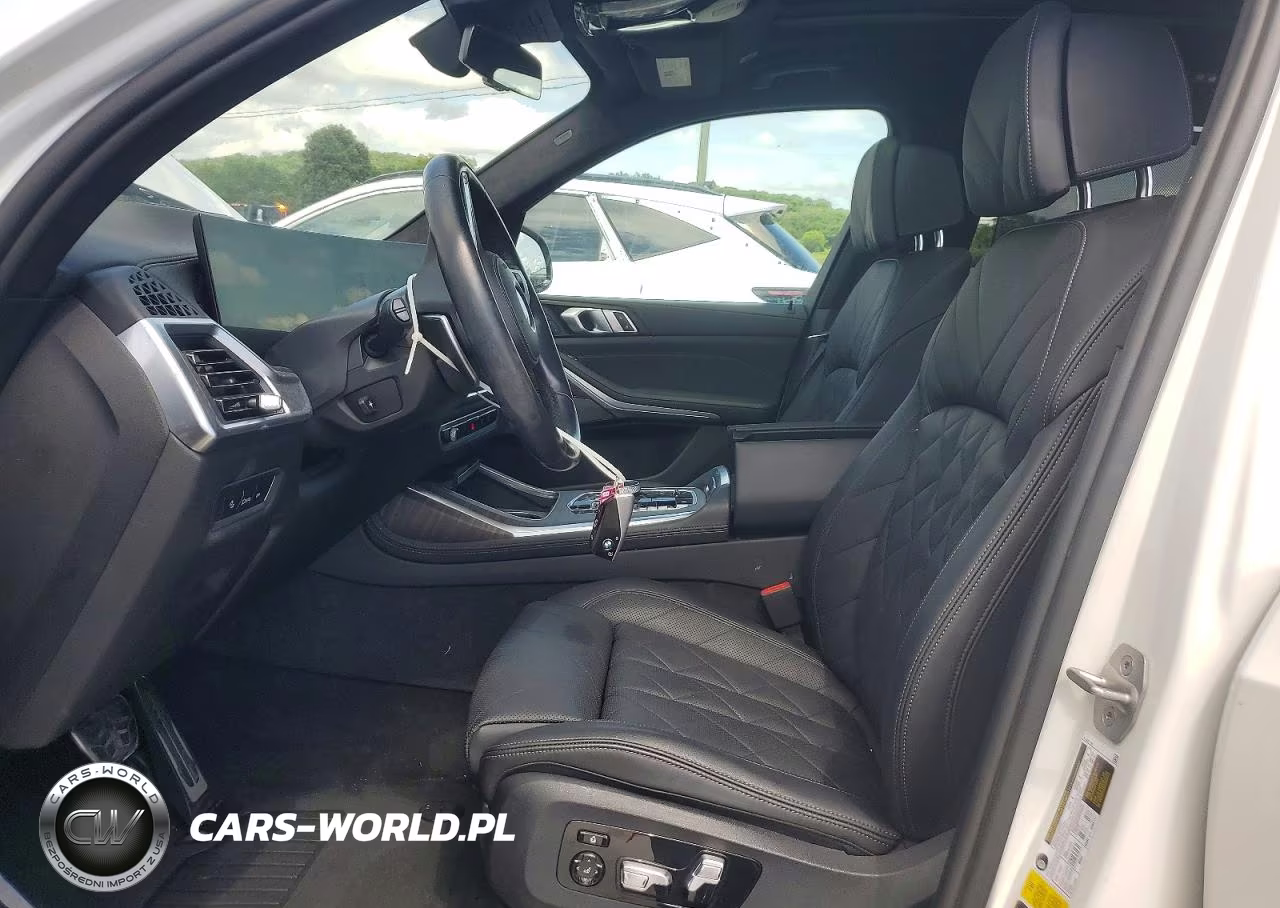 2024 BMW X7 xDrive40I VIN:5UX23EM09R9T45171 - 7
