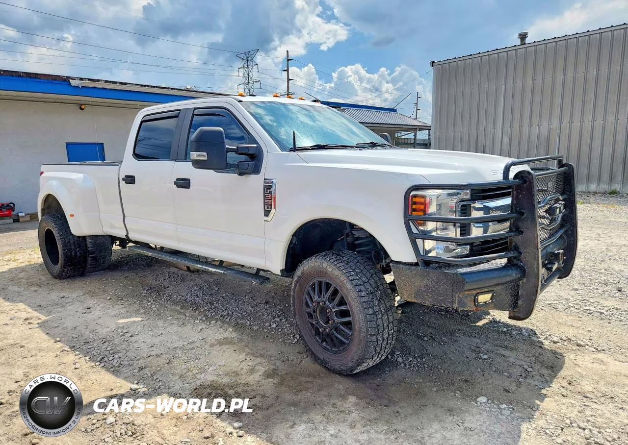 2018 Ford F350 Super Duty VIN:1FT8W3DT7JEC90717 - 4