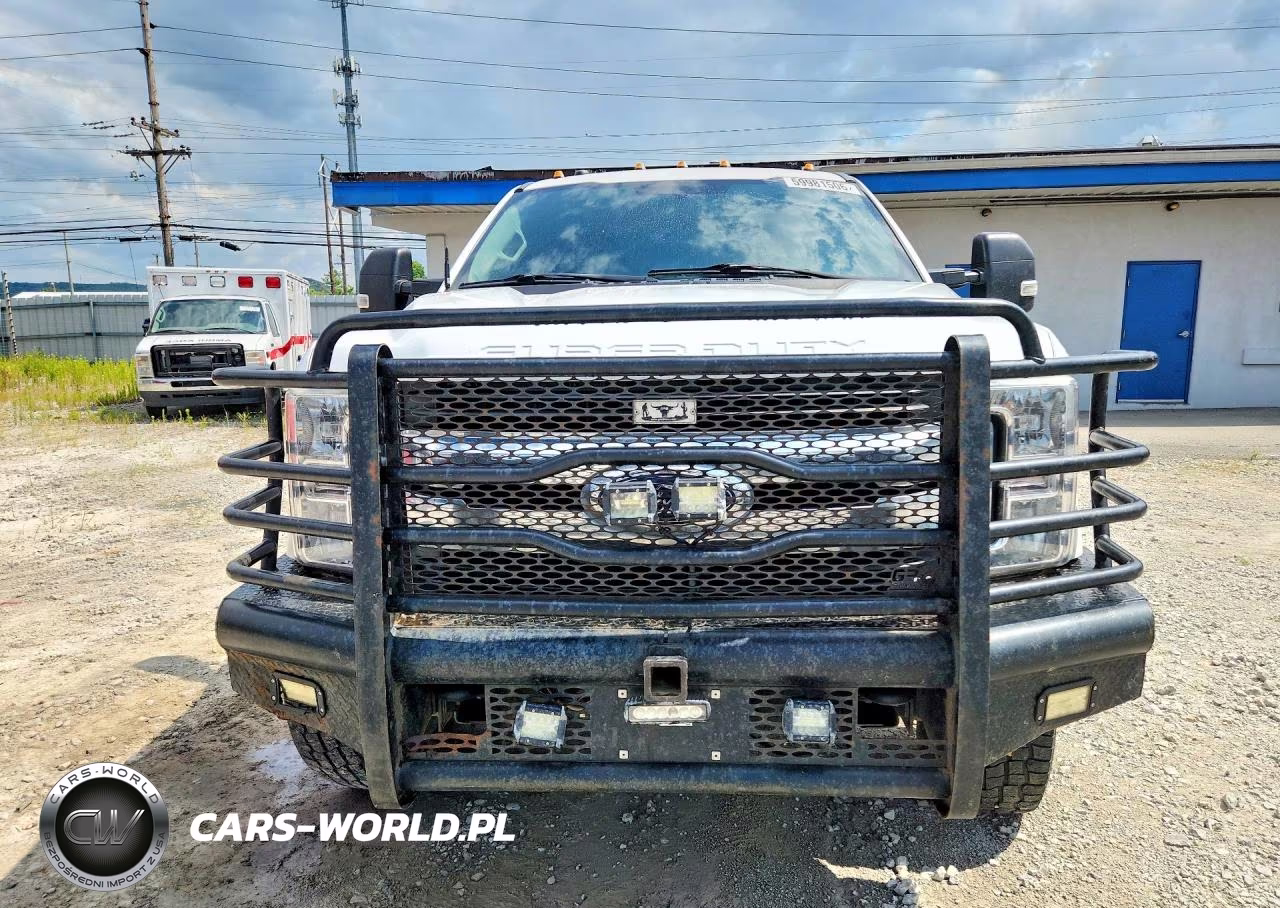 2018 Ford F350 Super Duty VIN:1FT8W3DT7JEC90717 - 5
