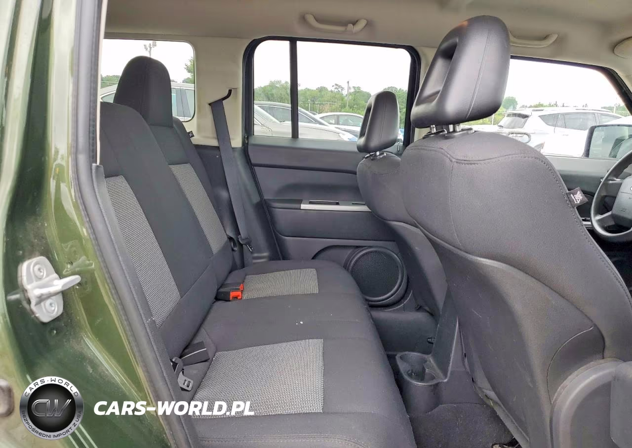 2008 Jeep Patriot Sport VIN:1J8FT28W68D706831 - 11