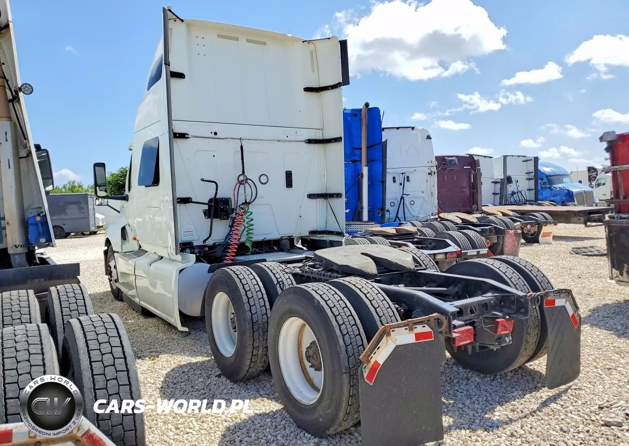2020 International Lt625 Semi Truck VIN:3HSDZAPR2LN843735 - 2
