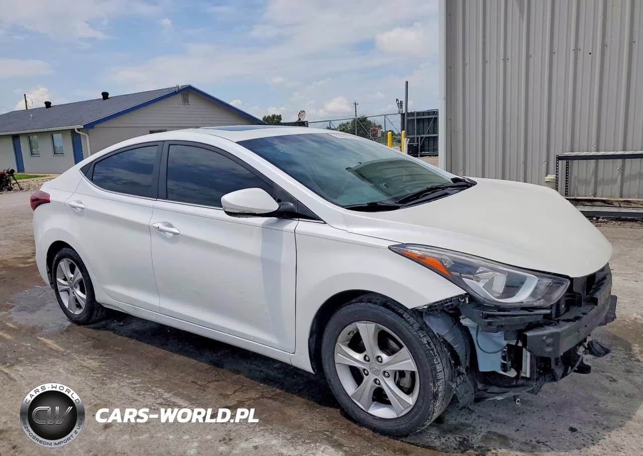 2016 Hyundai Elantra Value Edition VIN:5NPDH4AE8GH756006 - 4