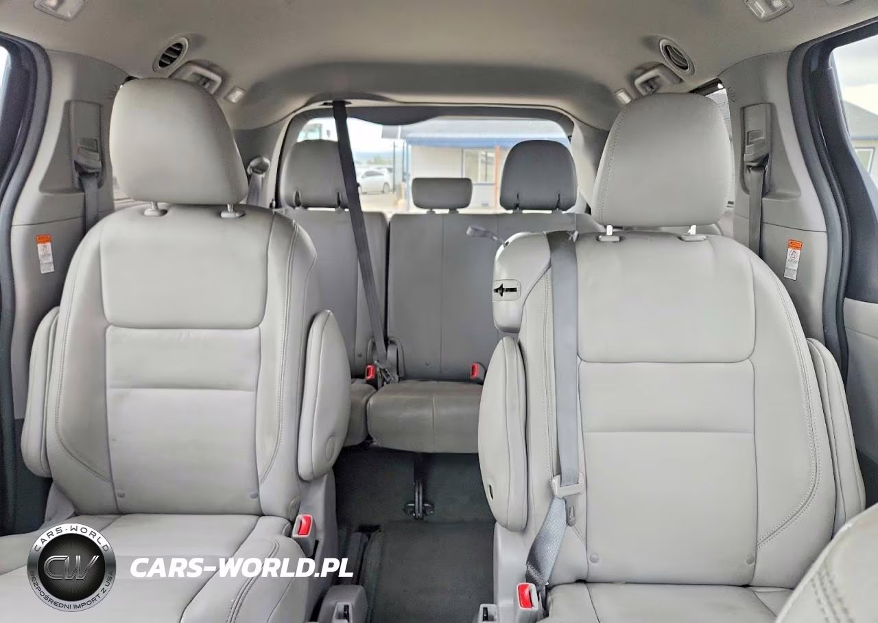 2017 Toyota Sienna Xle 8-Passenger VIN:5TDYZ3DC4HS799398 - 10