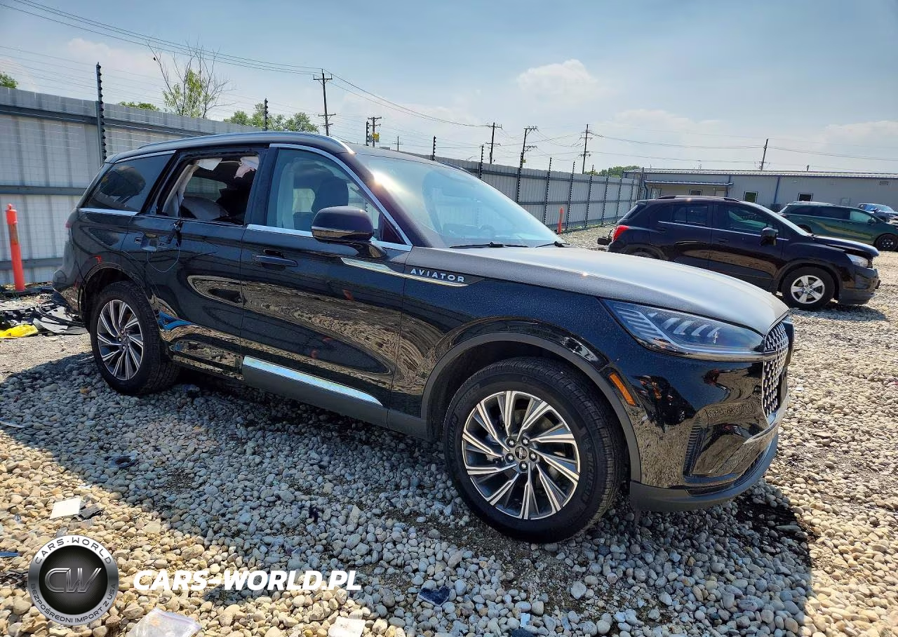 2026 Lincoln Aviator VIN:5LM5J6XC0TGL04813 - 4