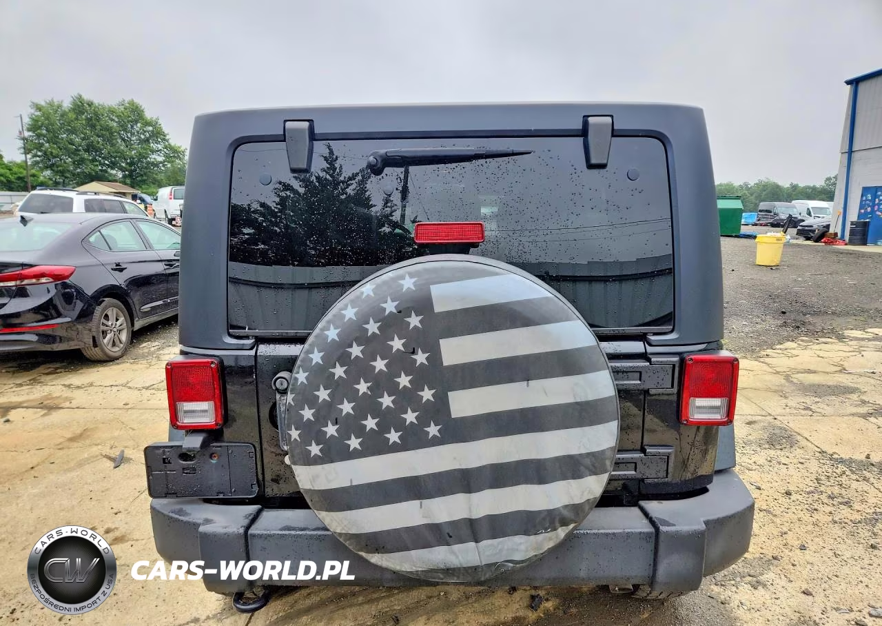 2017 Jeep Wrangler Unlimited Sport VIN:1C4BJWDG6HL576069 - 6