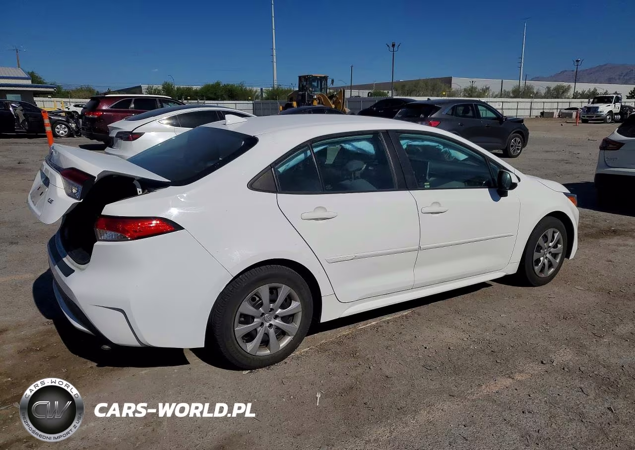 2020 Toyota Corolla Le VIN:5YFEPRAE6LP027584 - 3