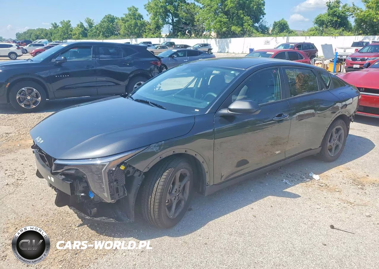2026 Kia K4 Lxs – zdjęcie 1 z 12