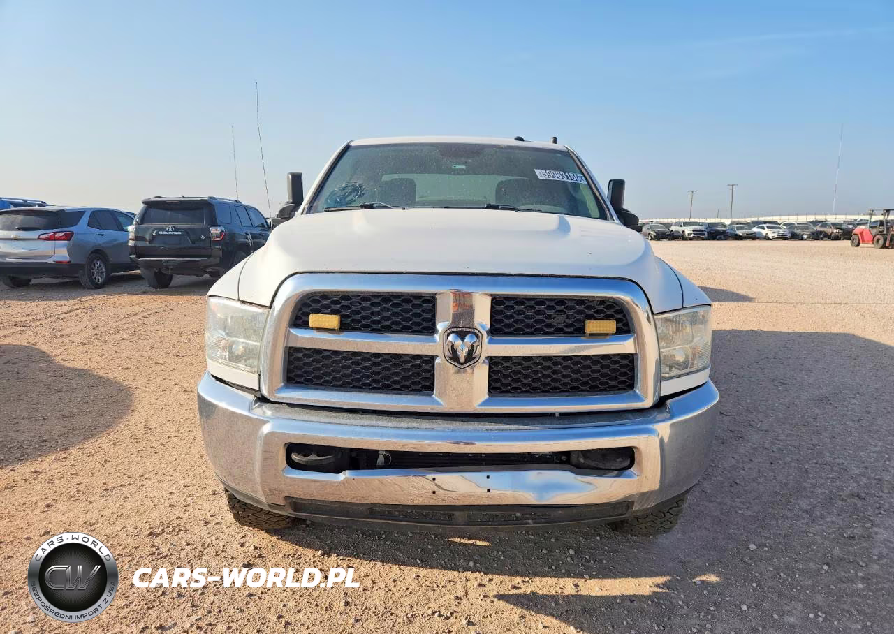 2018 Ram 2500 St VIN:3C6UR5HL2JG269155 - 5