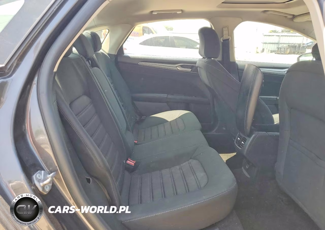 2020 Ford Fusion Se VIN:3FA6P0HDXLR172849 - 10