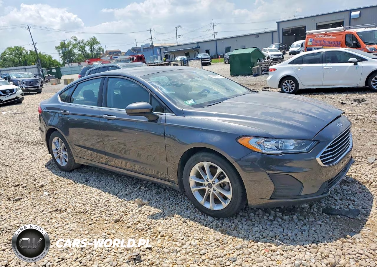 2020 Ford Fusion Se VIN:3FA6P0HDXLR172849 - 4