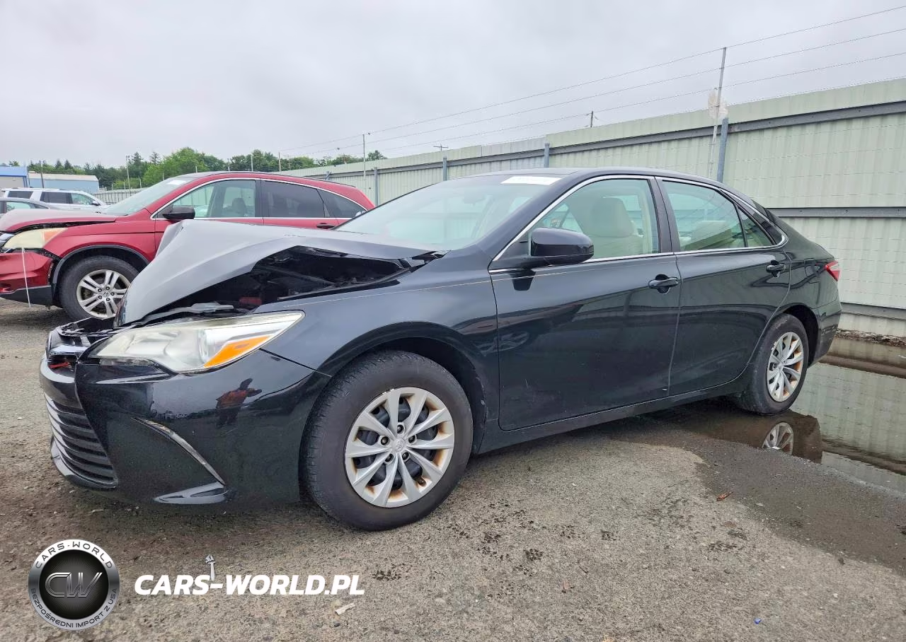 2016 Toyota Camry Le
