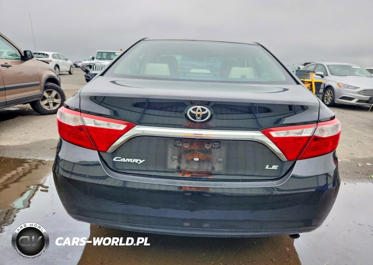 2016 Toyota Camry Le VIN:4T4BF1FK9GR520658 - 6