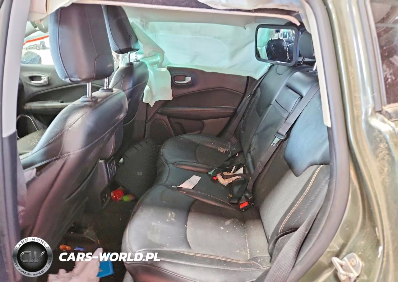 2019 Jeep Compass Latitude VIN:3C4NJDBB1KT670333 - 11
