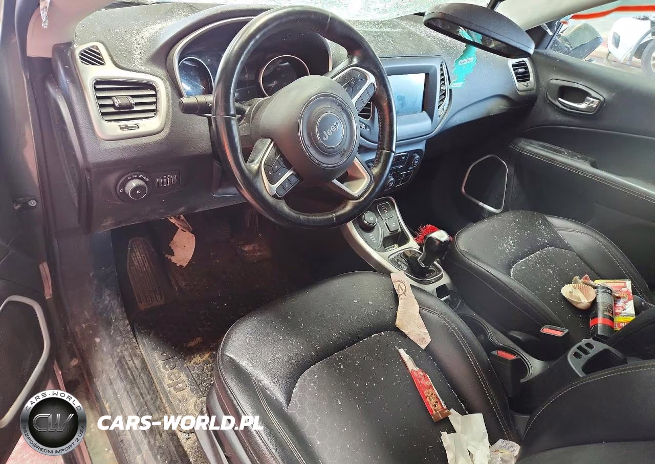2019 Jeep Compass Latitude VIN:3C4NJDBB1KT670333 - 8