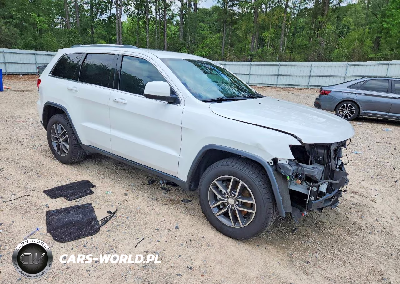 2018 Jeep Grand Cherokee Laredo VIN:1C4RJEAG7JC265365 - 4