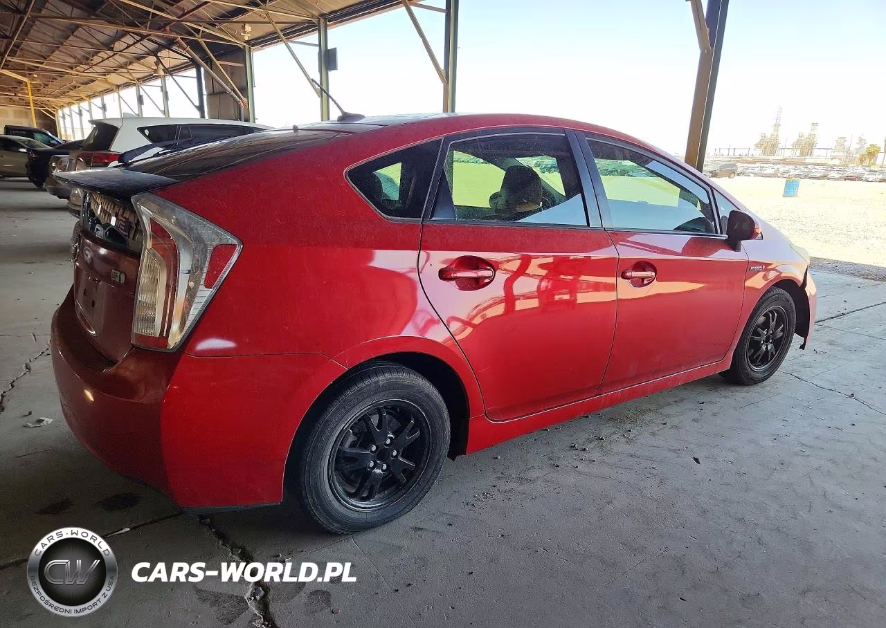 2012 Toyota Prius Three VIN:JTDKN3DU8C5387302 - 3