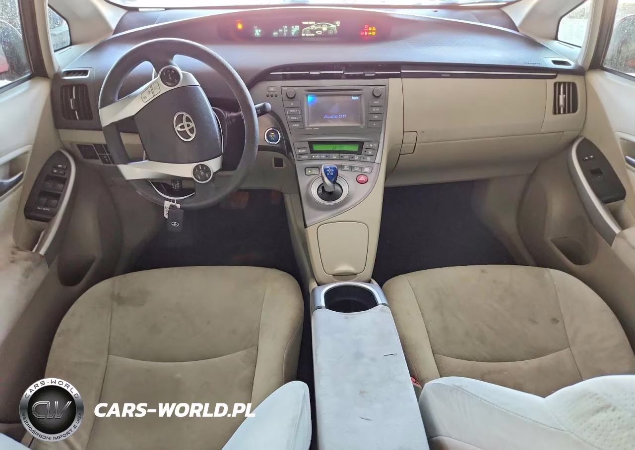 2012 Toyota Prius Three VIN:JTDKN3DU8C5387302 - 8