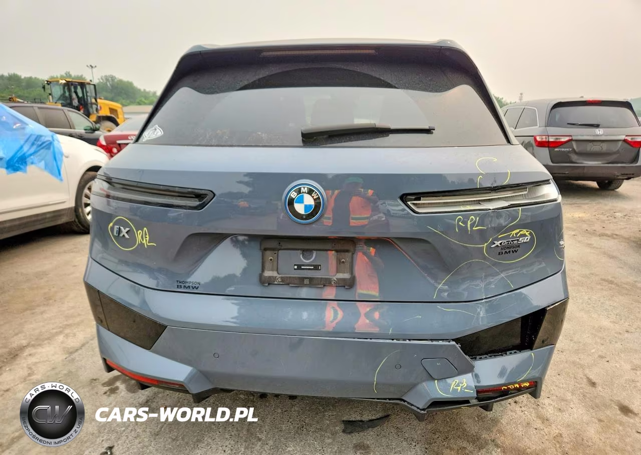 2024 BMW Ix xDrive50 VIN:WB523CF02RCP02238 - 6