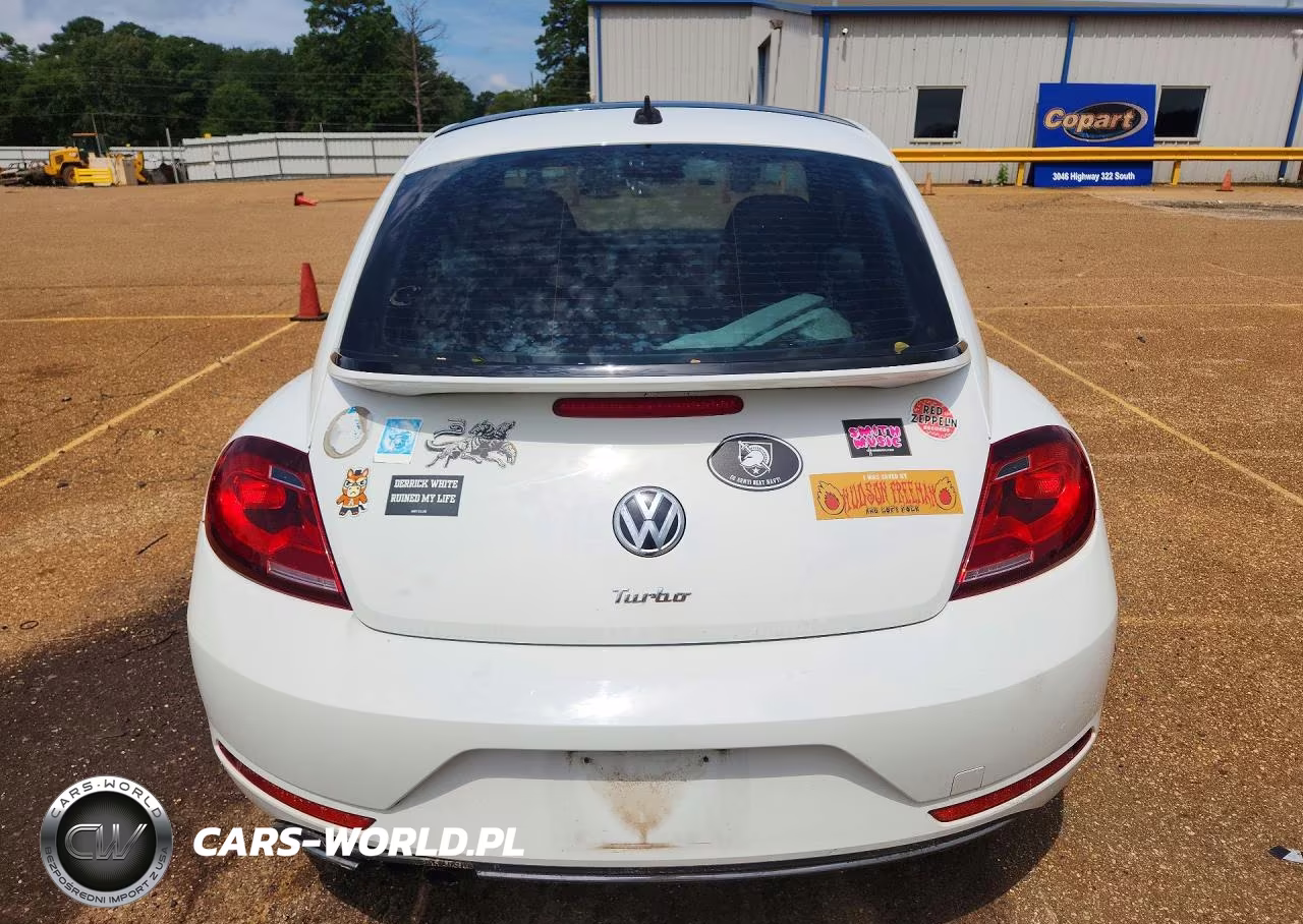 2018 Volkswagen Beetle Se VIN:3VWJD7AT4JM710556 - 6