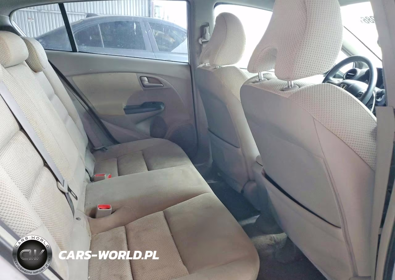 2010 Honda Insight VIN:JHMZE2H72AS007073 - 10
