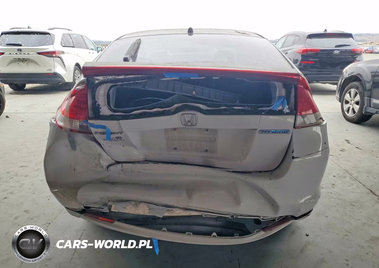 2010 Honda Insight VIN:JHMZE2H72AS007073 - 6