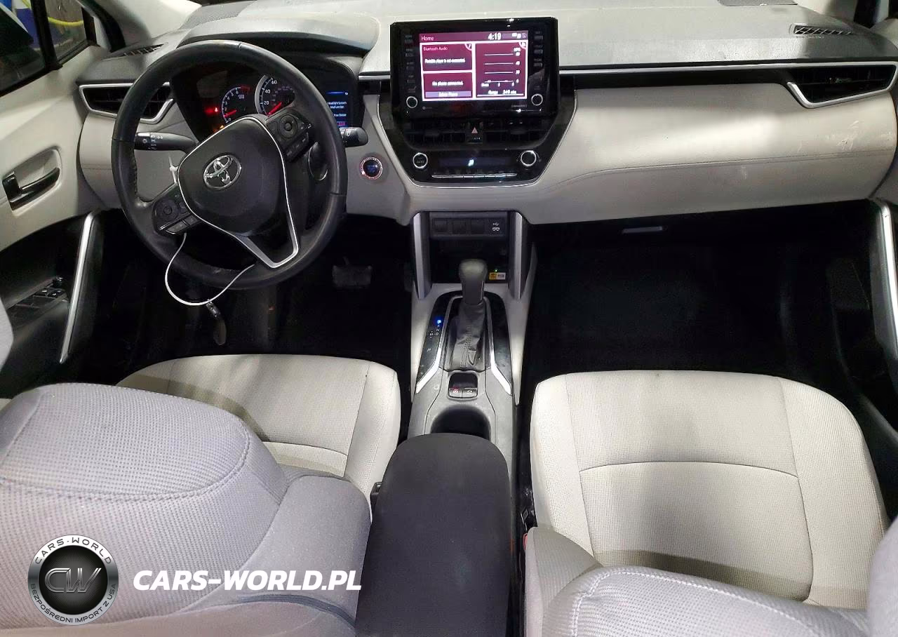 2022 Toyota Corolla Cross Le VIN:7MUCAABG8NV039004 - 8