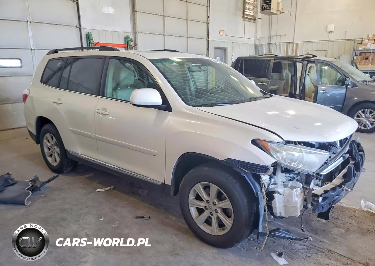 2013 Toyota Highlander Se VIN:5TDBK3EH5DS229988 - 4